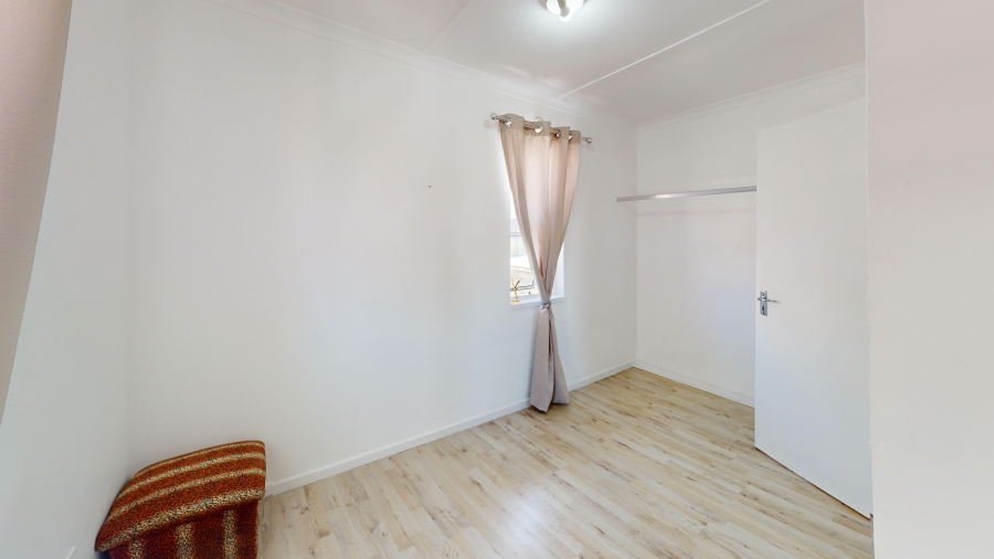 3 Bedroom Property for Sale in Harmony Village Western Cape